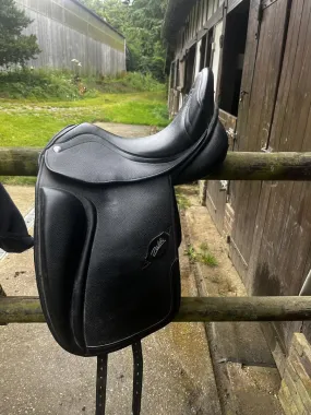 Selle de dressage Zaldi 17’’