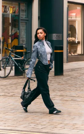 Veste style pilote en PU bleu délavé effet usé à étoile brodée